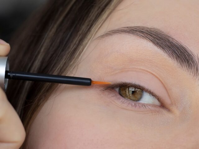 Eyelash Thinning Causes and Treatment Explained
