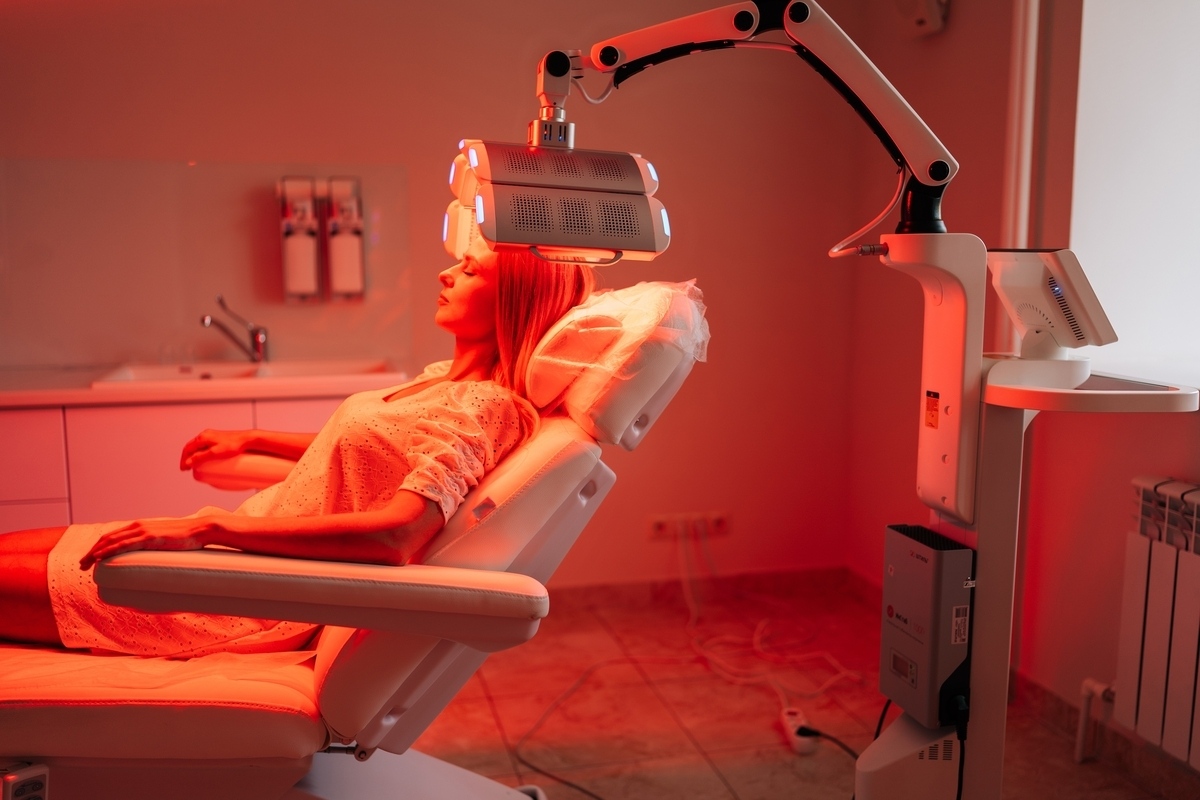 Red light therapy treatment in Saraland AL at Drip Lounge and Wellness